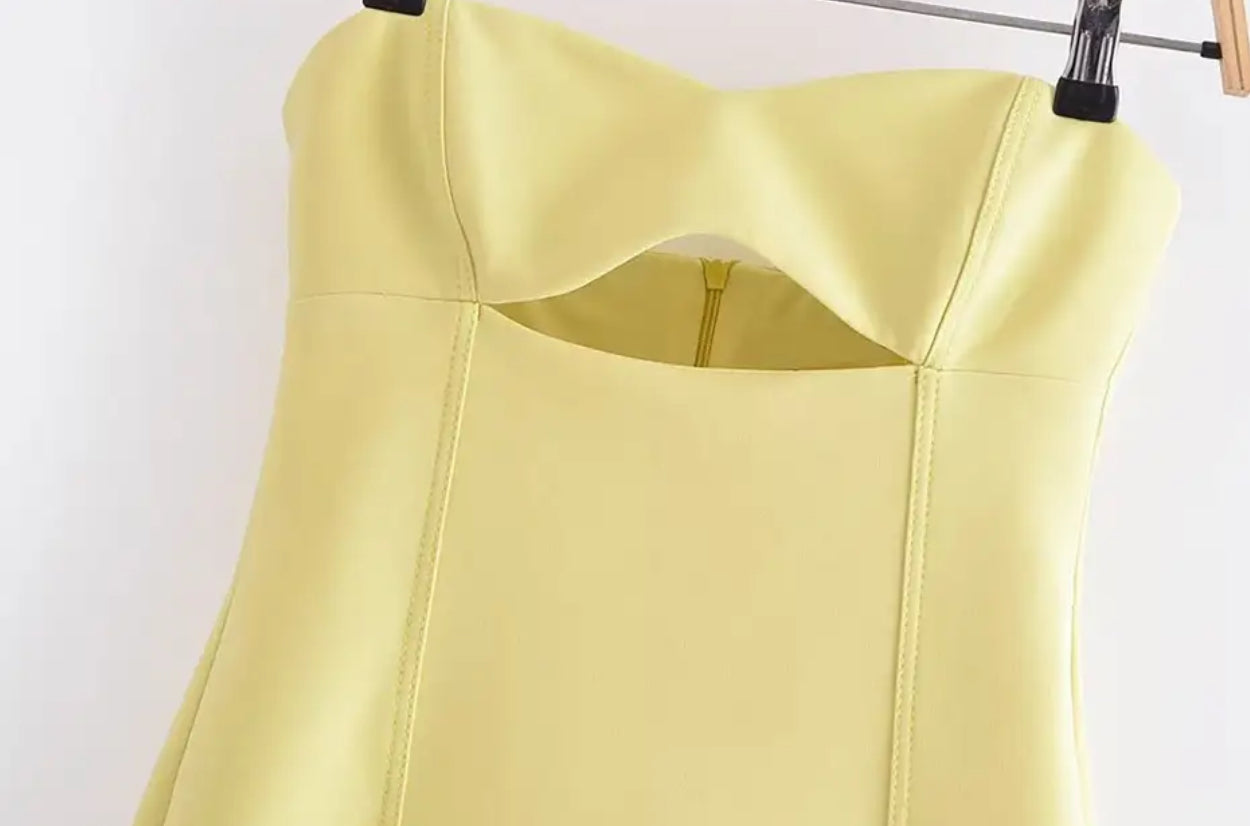 by andressa carvalho

vestito

abito di qualità

abito elegante

abito da donna