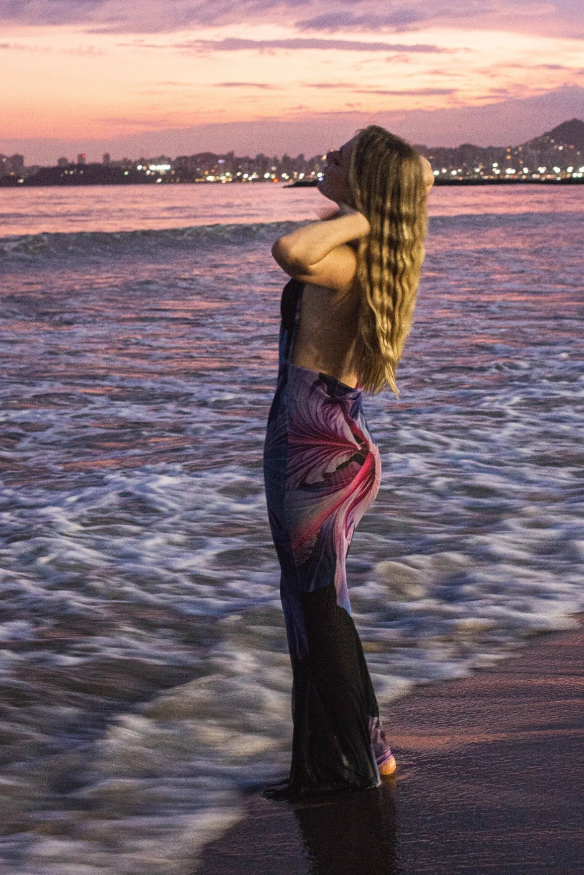 by andressa carvalho

vestito

abito di qualità

abito elegante

abito da donna