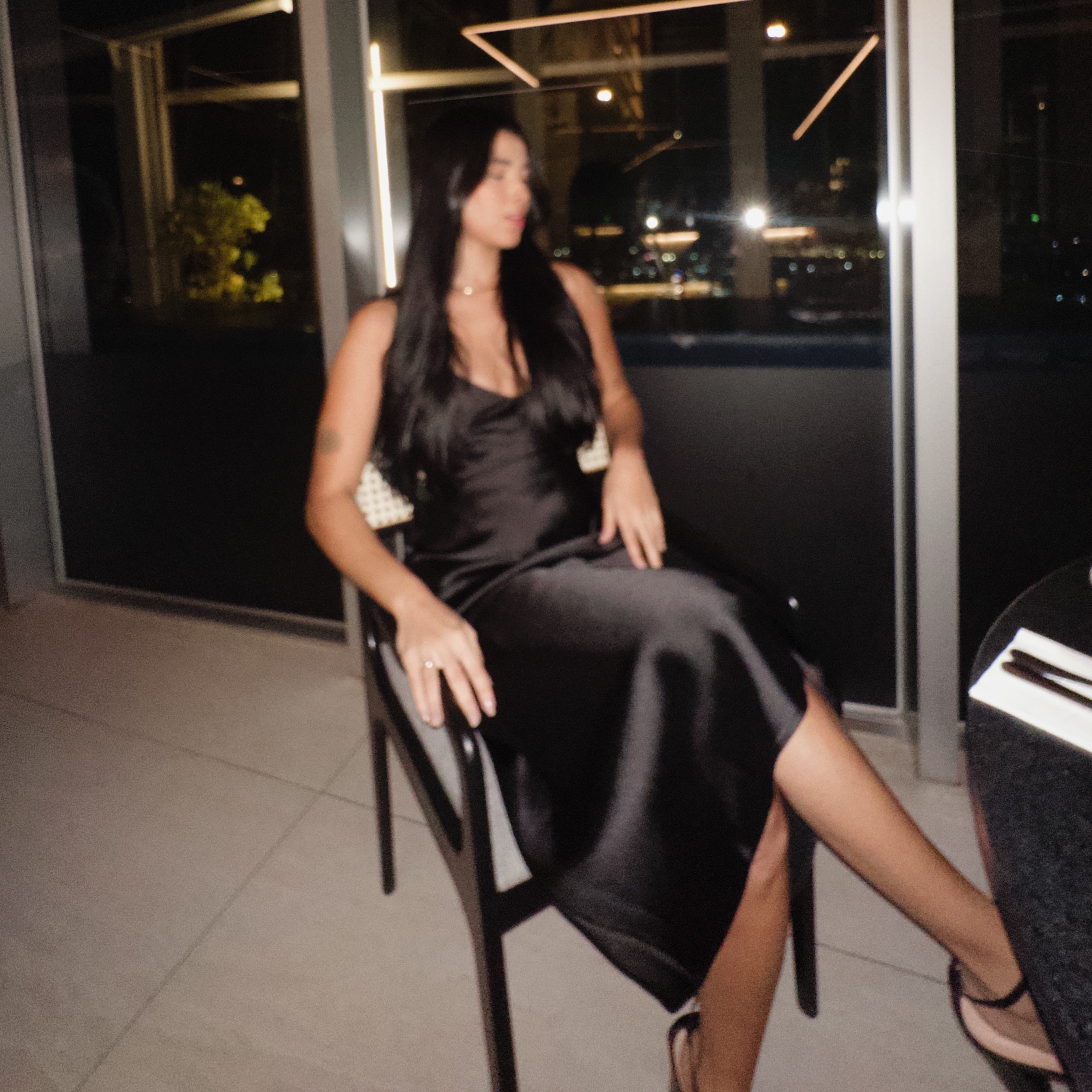 by andressa carvalho

vestito

abito da donna

abito elegante

abito di qualità

