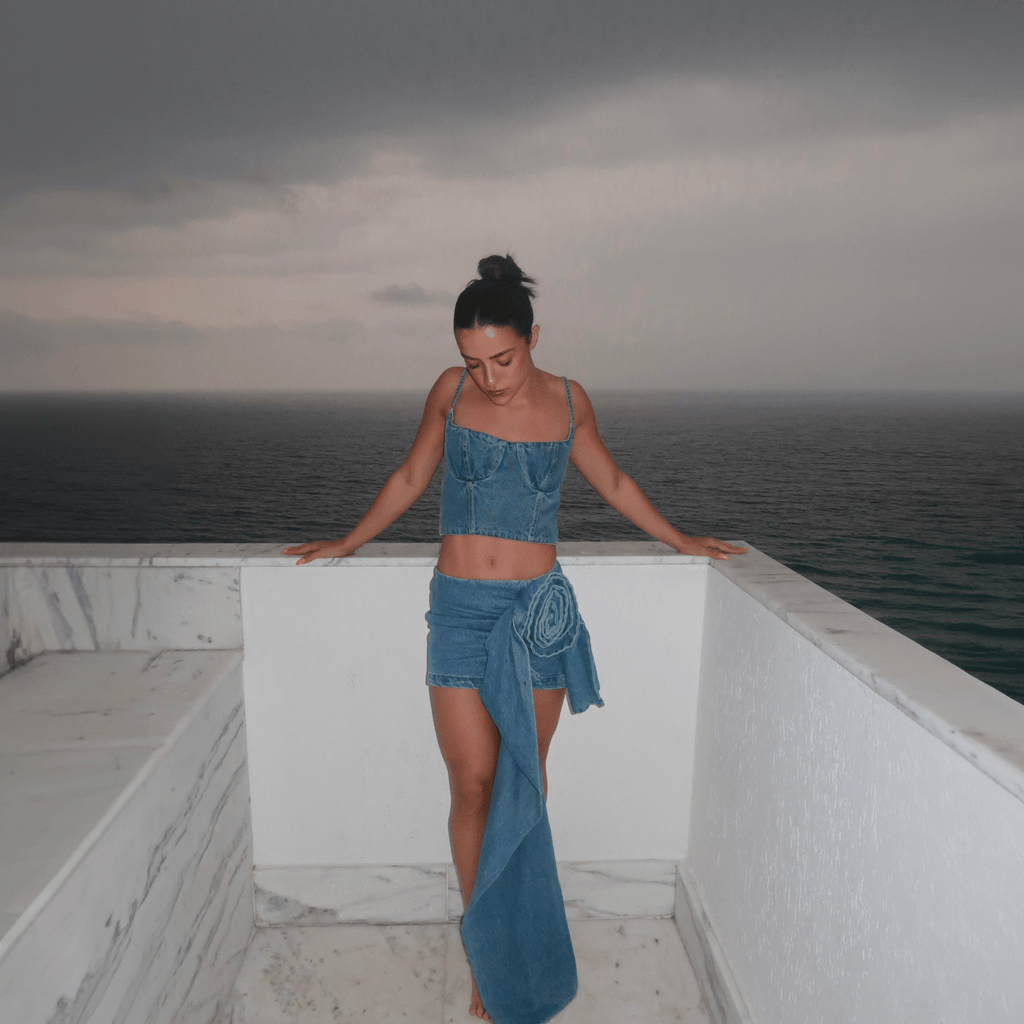 by andressa carvalho

set

quality set

women's set

beautiful set