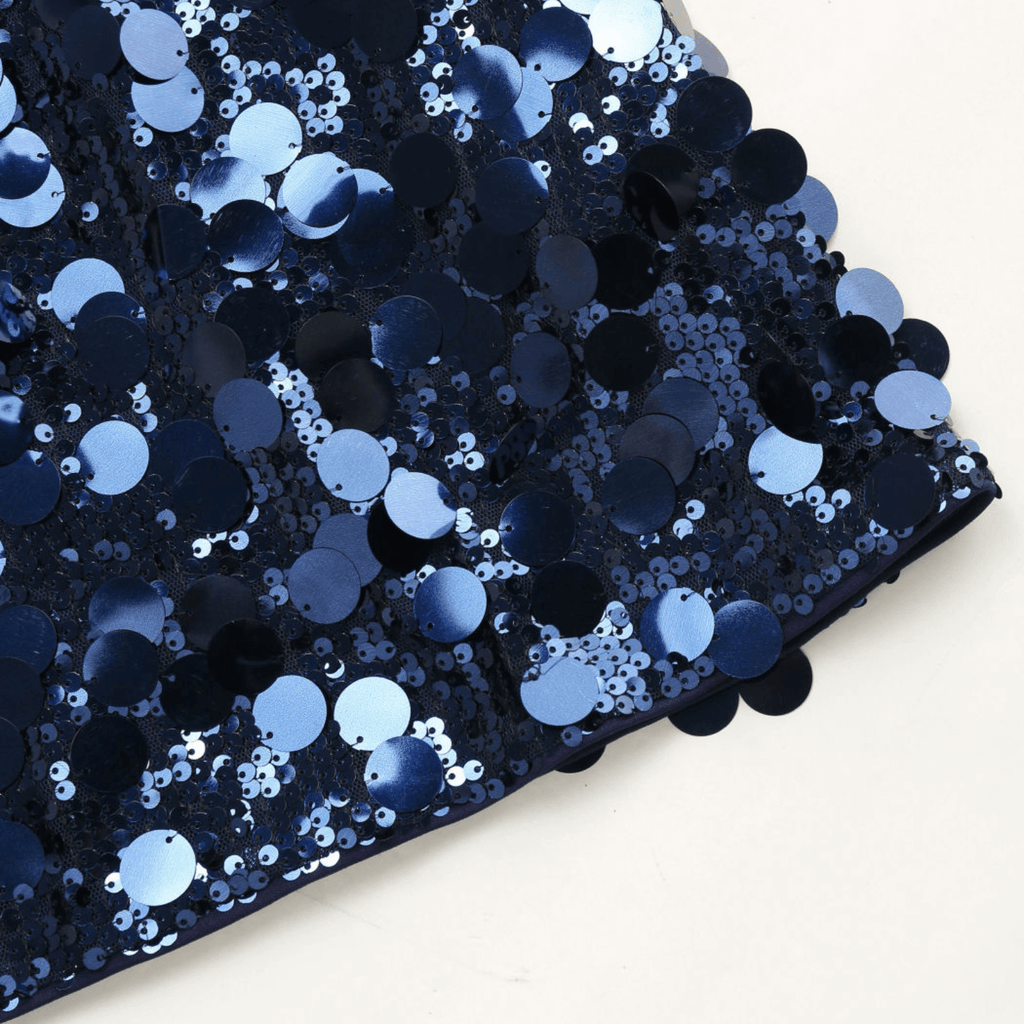 vestito

vestirsi comodamente

by andressa carvalho

abito elegante

abito da donna

