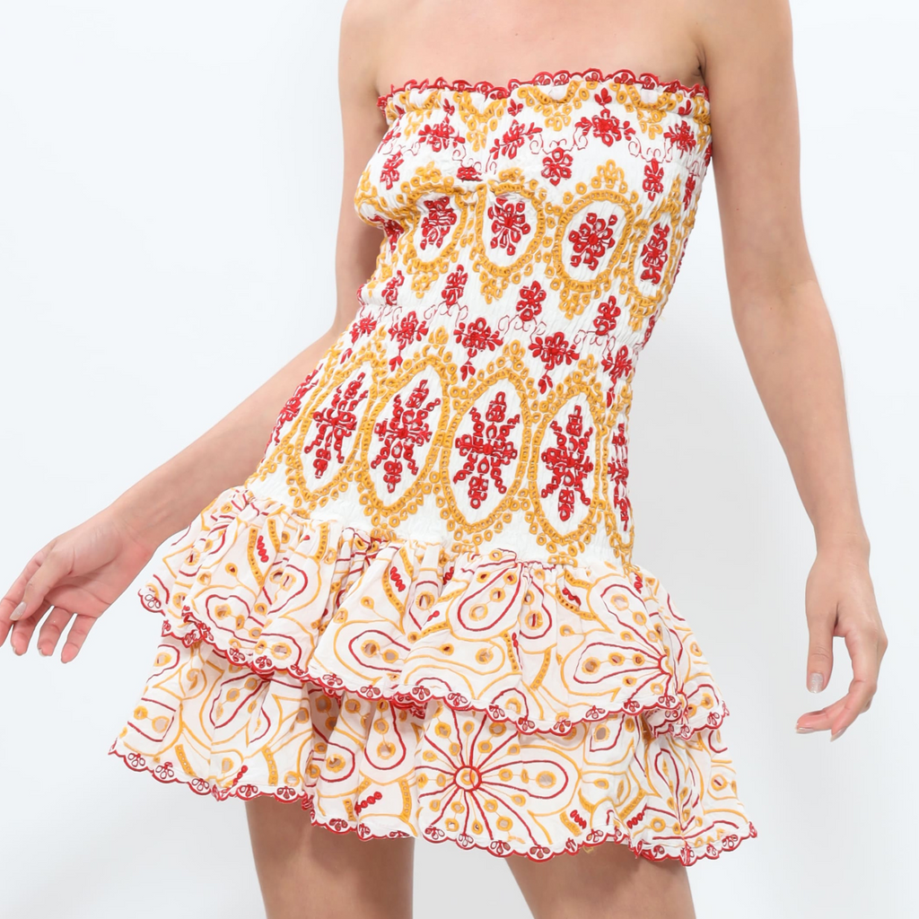 by andressa carvalho

vestito

abito di qualità

abito elegante

abito da donna

