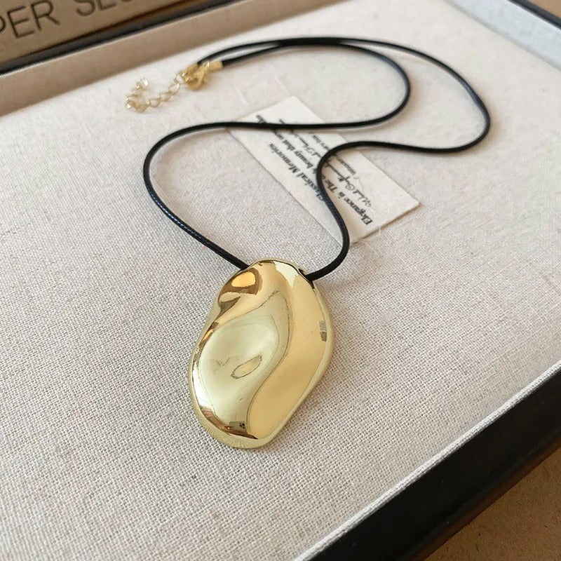 by andressa carvalho

Collana

Collana comoda

Collana elegante

Collana leggera