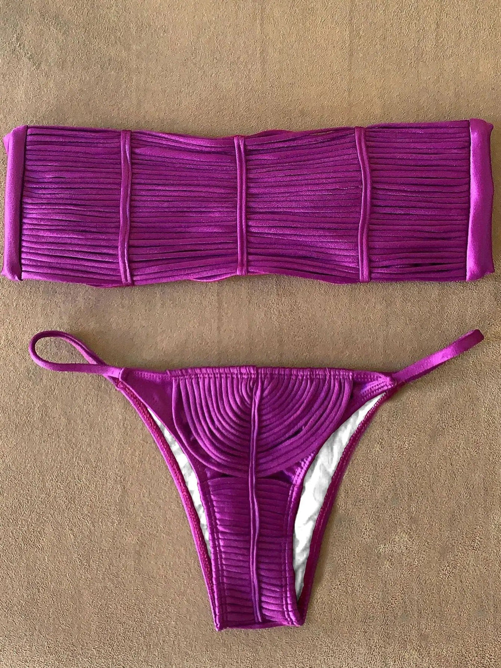 by andressa carvalho

Biquíni Elsa

Biquíni de Qualidade

Biquíni